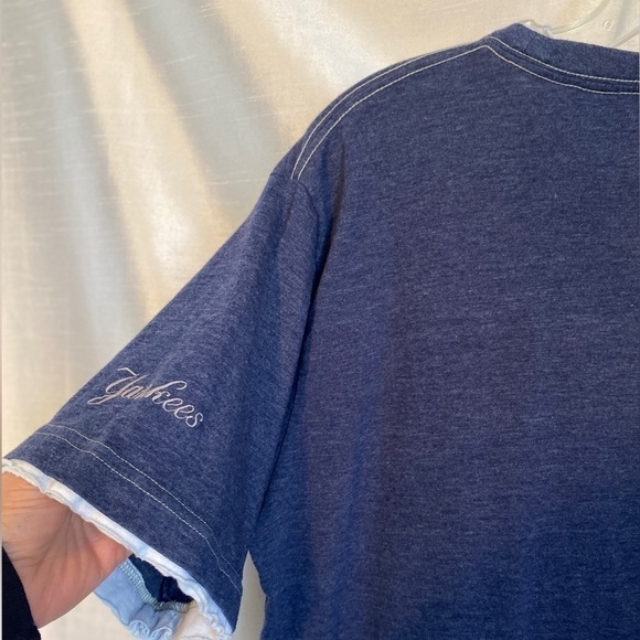MLB New York Yankees T-Shirt  Majestic Navy Blue Distressed Adult Lg - Picture 11 of 12